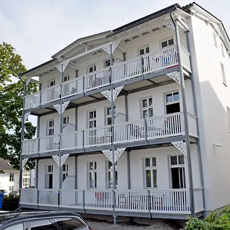 Mit Meerblick Und Sauna Goehren (Ruegen)