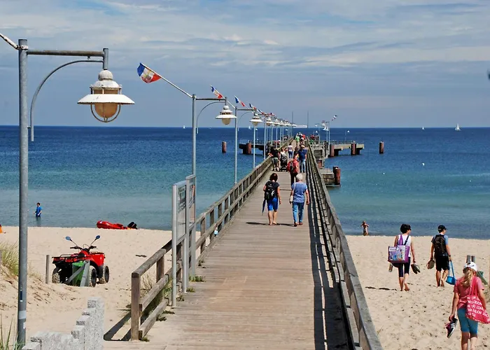 Ferienwohnung Mit Meerblick, Schwimmbad Und Sauna غورين