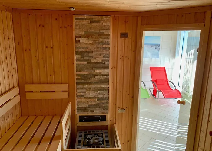 Ferienwohnung Mit Meerblick, Schwimmbad Und Sauna منزل للإقامة *