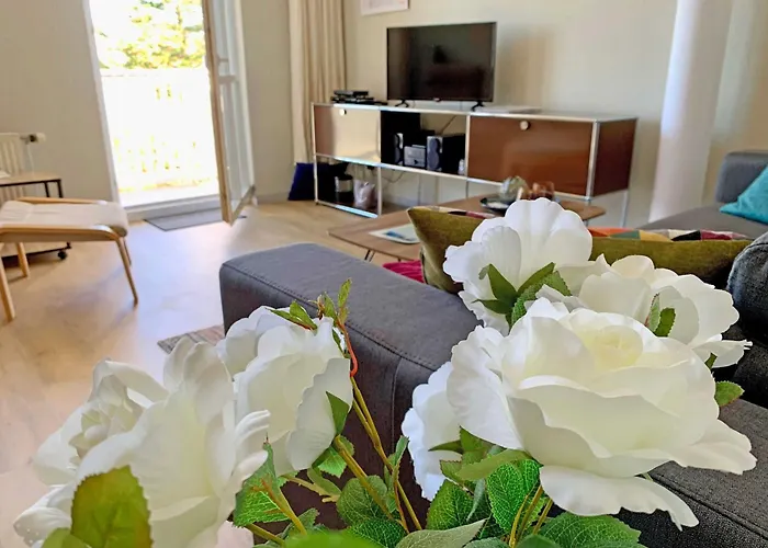 Ferienwohnung Mit Meerblick, Schwimmbad Und Sauna منزل للإقامة غورين